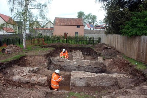 Archaeologists are rediscovering the medieval manor of Court De Wyck