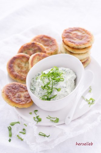 Rezept für Bärlauch-Pfannkuchen mit einer Bärlauch-Creme