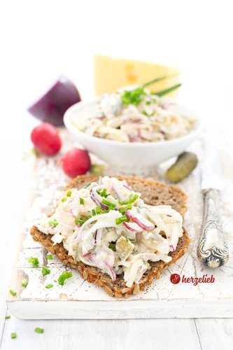 Kasseler-Käse-Salat - großartig auf Brot oder zu Kartoffeln