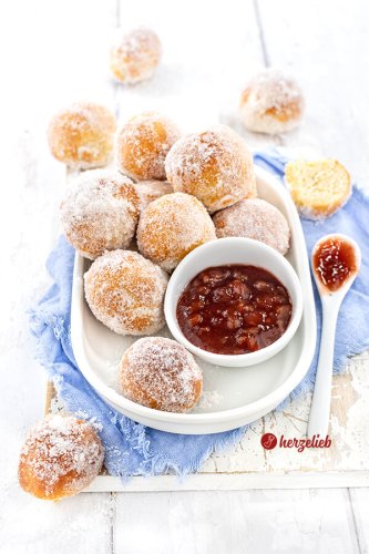Quarkbällchen aus der Heißluftfritteuse - saftig und schnell