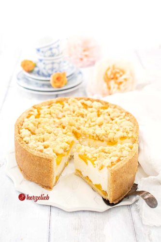Zitronen-Mandarinen-Käsekuchen Rezept – kleiner Kuchen ganz groß!