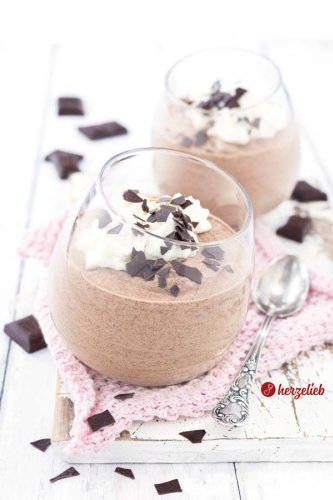 Schokomousse Dessert Rezept – mit nur 6 Zutaten blitzschnell fertig