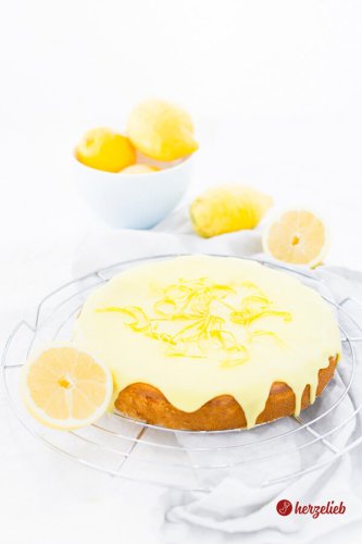 Citronmåne Rezept- dänischer Zitronen-Kuchen mit Marzipan