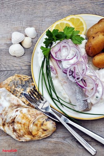 Matjes nach Hausfrauenart Rezept- für echte Fisch Fans!