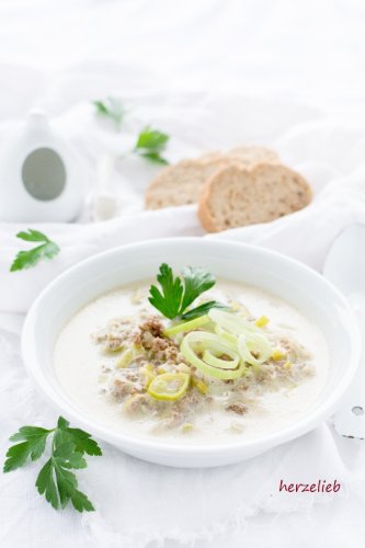 Käse-Lauchsuppe mit Hackfleisch Rezept - einfache & schnell
