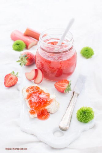 Meine beste Rhabarbermarmelade mit Erdbeeren – Rezept