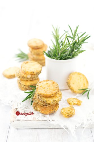 Rosmarin-Käse-Plätzchen - genial einfache, herzhafte Kekse
