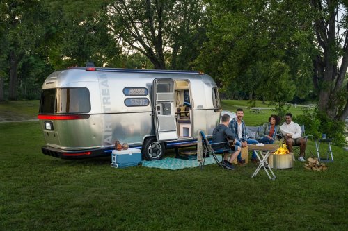 Electric Airstream trailer concept points to the future of sustainable glamping
