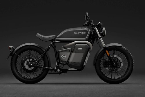 Maeving's RM1S Blackout Is a Carbon-Clad Electric Cafe Racer That Doesn't Look Like the Future