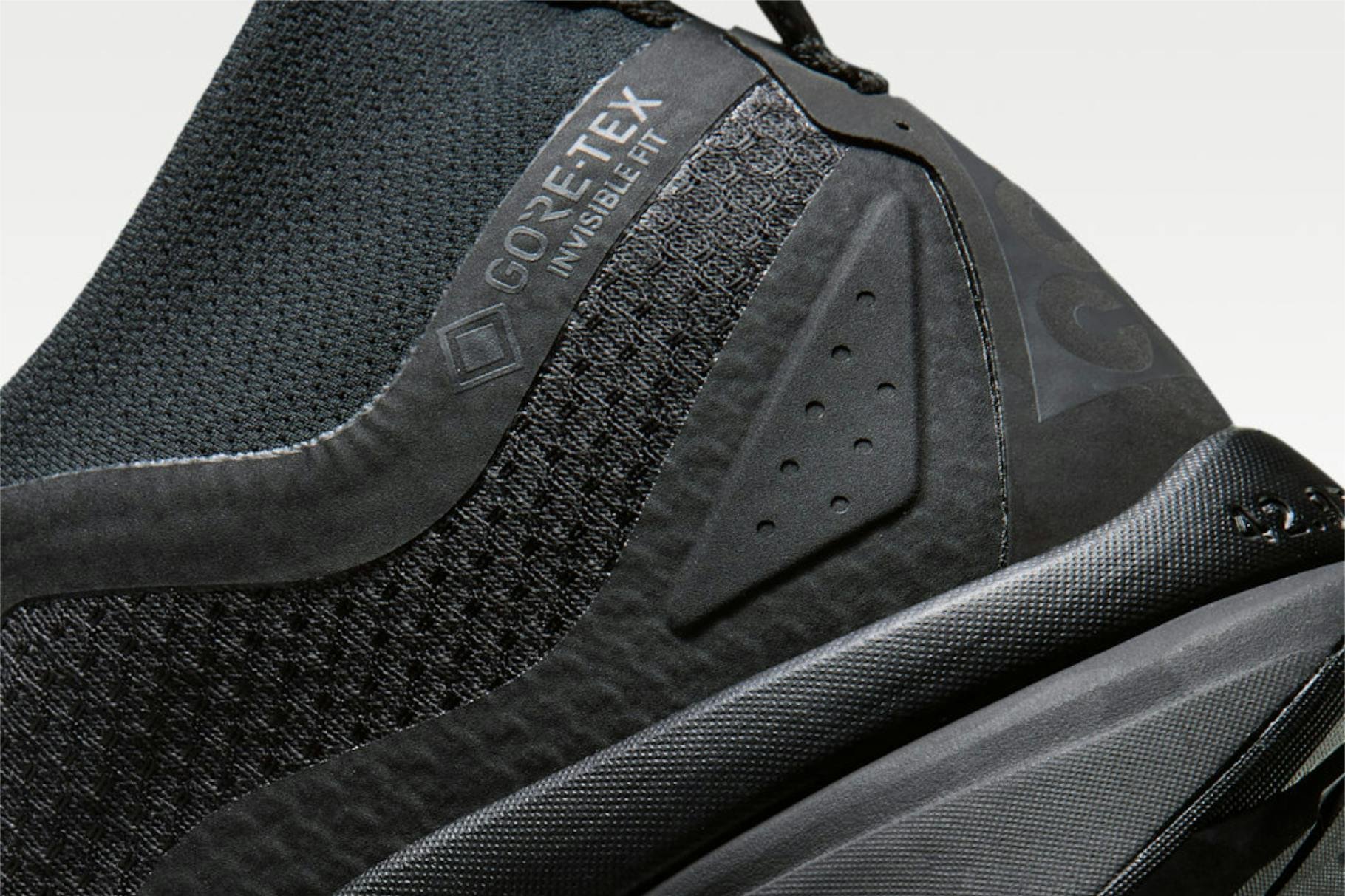 Nike's Killer Trail Sneaker Is Still a Beauty With the Lights Off