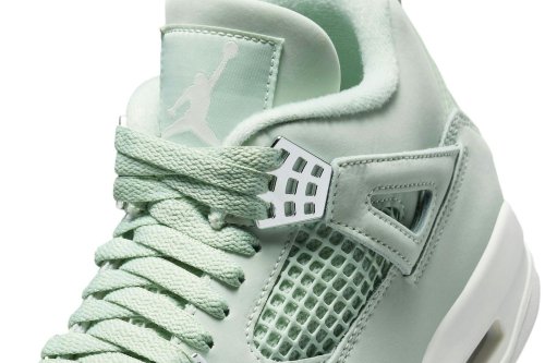 This "Seafoam" Nike Jordan 4 Sneaker Is Abundantly Clean