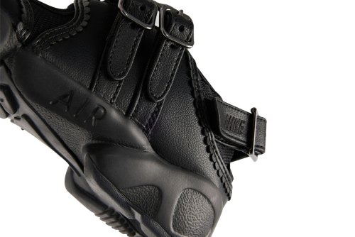 The Goth Tabi Ballerina Barefoot Sneaker That Earns Every Adjective