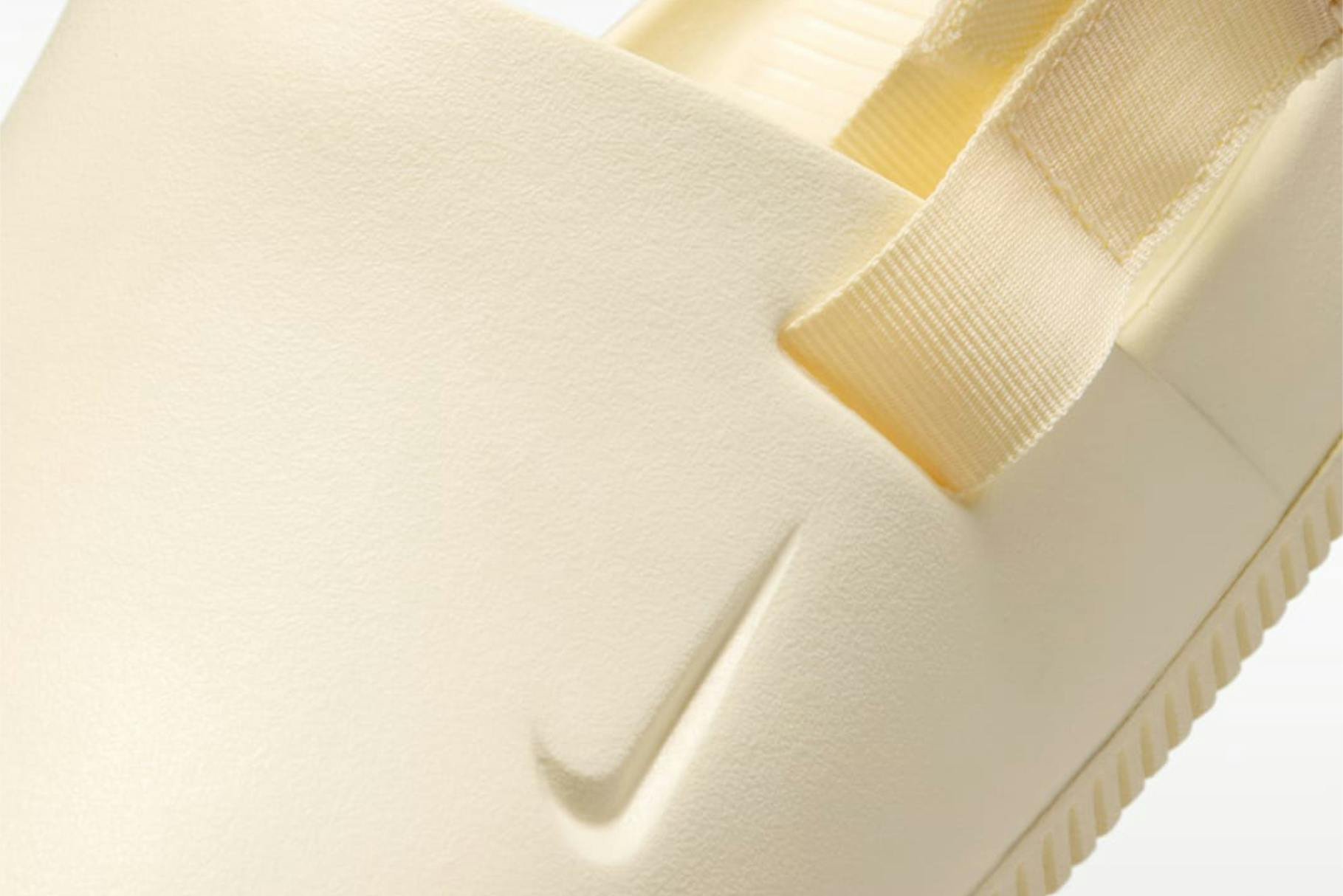 Nike’s Most Composed Slipper Is as Sweet as Vanilla Ice Cream