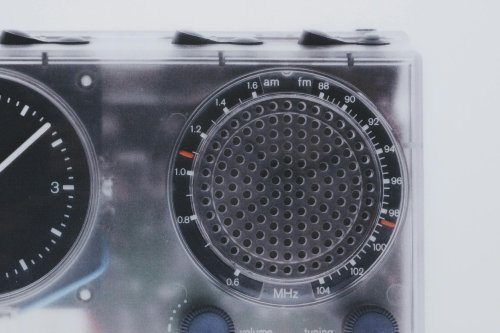 Keeping The Dying Art of Hand-Repairing Hi-Fi Alive