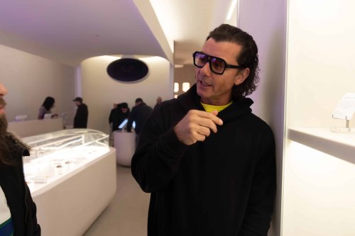 Gavin Rossdale Shows How Celebrity Weed Features Should Be Done