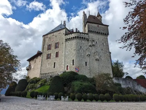 Chateau de Menthon Saint Bernard