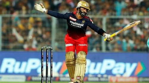 Dinesh Karthik sanctioned for breaching IPL Code of Conduct