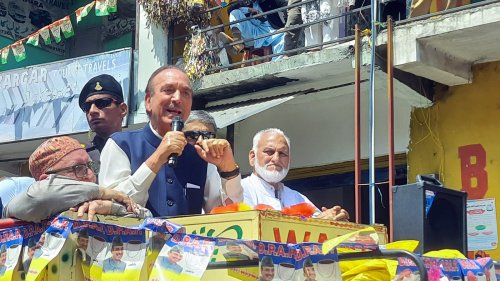 Congress fires 4 questions at Ghulam Nabi Azad for 'want BJP to win' claim