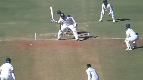 Watch: Hanuma Vihari uses bat like a sword, reverse sweeps, hits fours in another gritty innings despite fractured arm