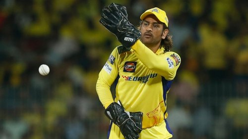 'MS Dhoni doesn't have to bat...': Stuart Broad 'feels for' MSD; Steve Smith can't get over CSK legend's '2.27m' dive