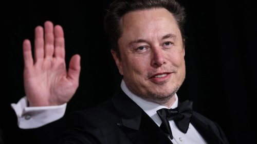 Elon Musk apologizes to Tesla employees: Sent ‘incorrectly low’ severance