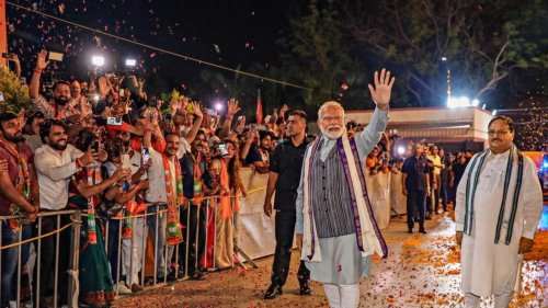 Evening briefing: Oppn's ‘insensitive PM’ jibe; SC to come under judicial data grid; all the latest news