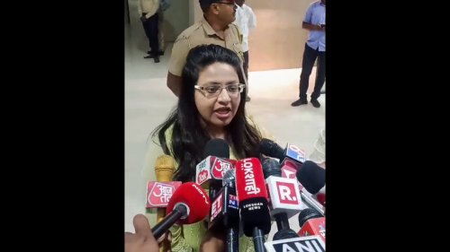 Top court seeks Khedkar’s reply on charges of quota misuse