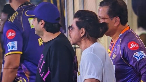 Shah Rukh Khan gets company at Kolkata Knight Riders match in Pathaan director Siddharth Anand. Watch