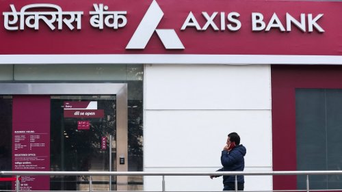 Axis Bank credit card users hit by fraudulent international transactions
