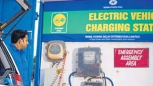 Aggregator fleets must make EV switch by April 2030: Govt policy