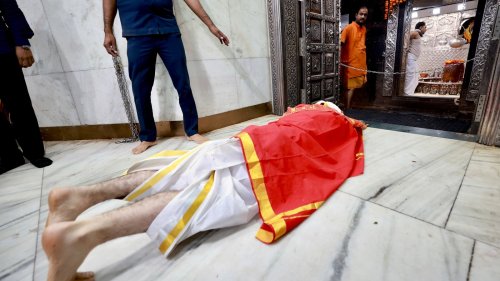 Why doesn't Rahul Gandhi utter prayers in temples: Madhya Pradesh minister
