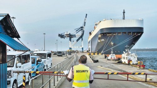 Sri Lanka allows docking of Chinese ship at Hambantota port