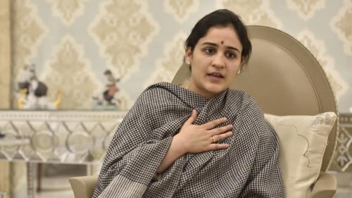 Mulayam Singh's daughter-in-law to join BJP? 5 things to know about Aparna Yadav