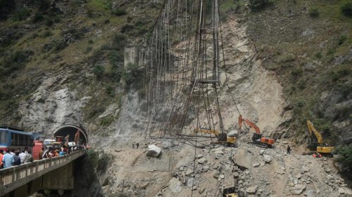 Centre forms expert panel headed by IIT prof to probe Ramban tunnel collapse