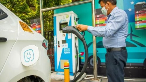 Delhi govt nearing completion of 100 public EV stations; to operate from July