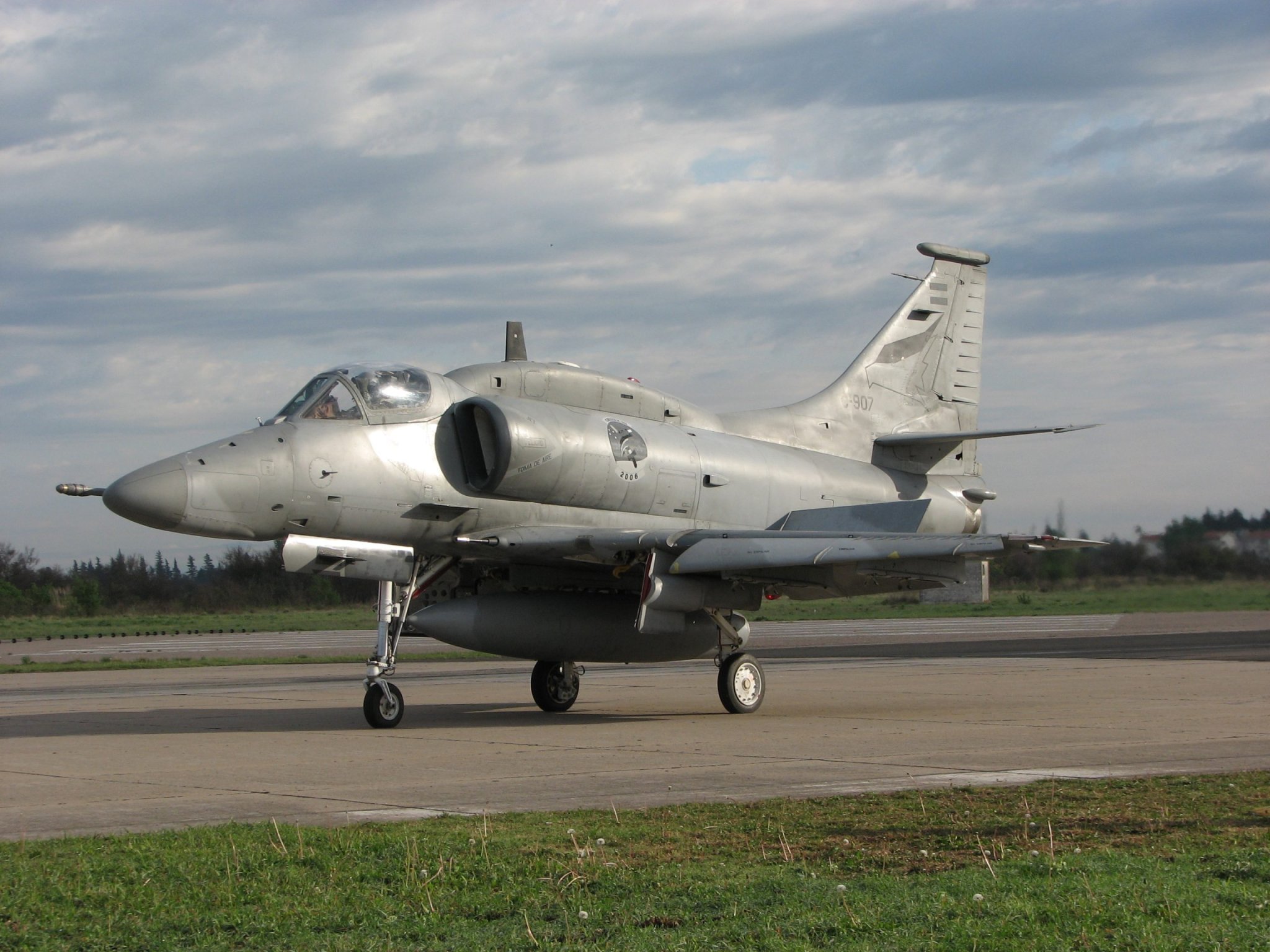 A-4AR Fightinghawk: la historia del cazabombardero argentino que quiere recuperar su esplendor