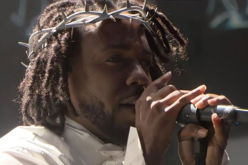 Kendrick Lamar ends Glastonbury with “Godspeed For Women’s Rights”