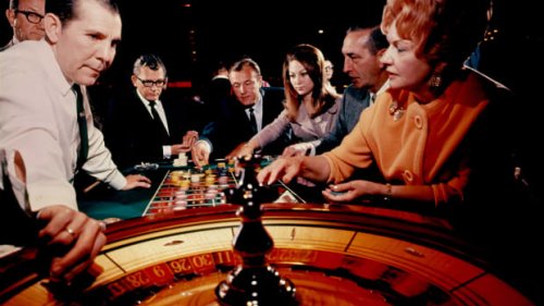 How Las Vegas Became a Gambling Mecca