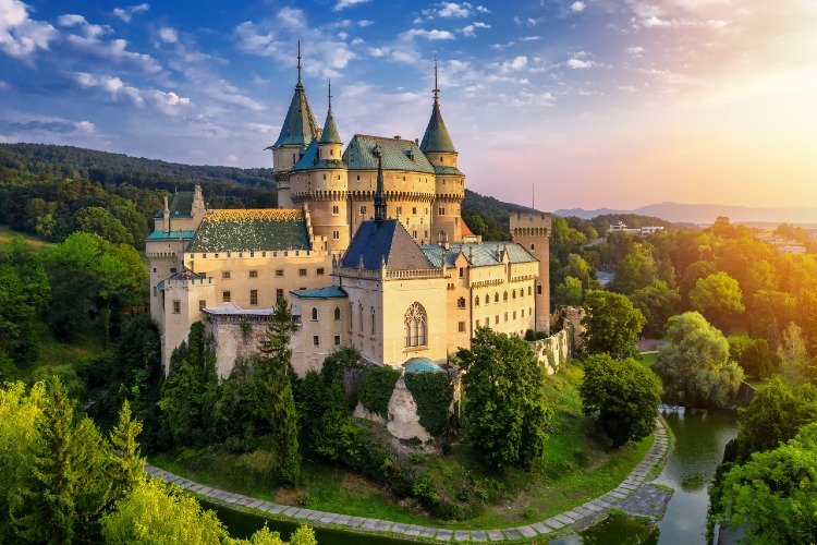 7 Spectacular Castles in Slovakia