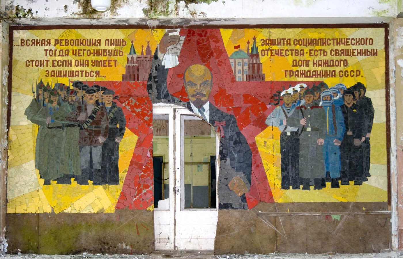 Stark Images of Abandoned Soviet Military Bases