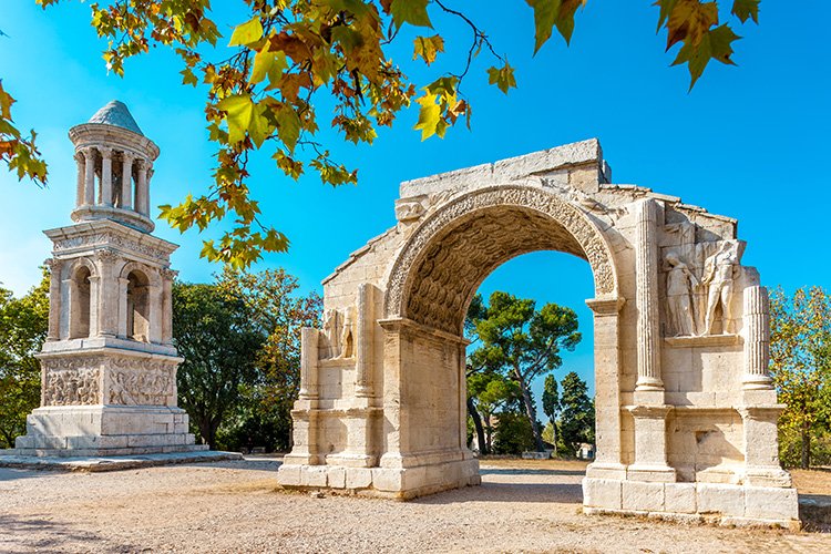 10 of the Most Fascinating Roman Sites in France