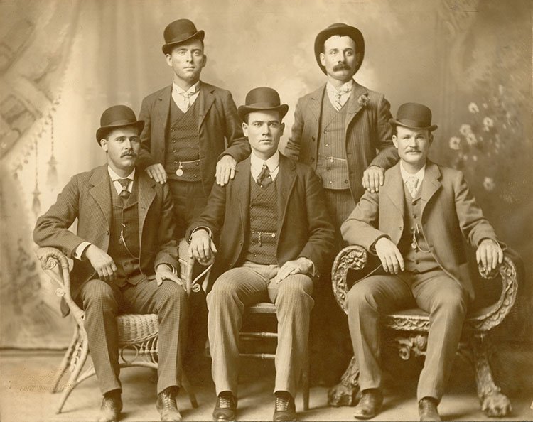 10 Famous Outlaws of The Wild West