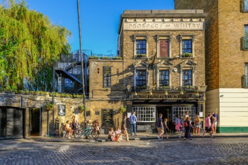 5 Historic London Pubs | Historical Landmarks | History Hit