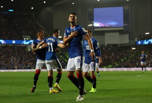 Wesley Sneijder hails Rangers 'violence' after 2-2 draw with PSV at Ibrox