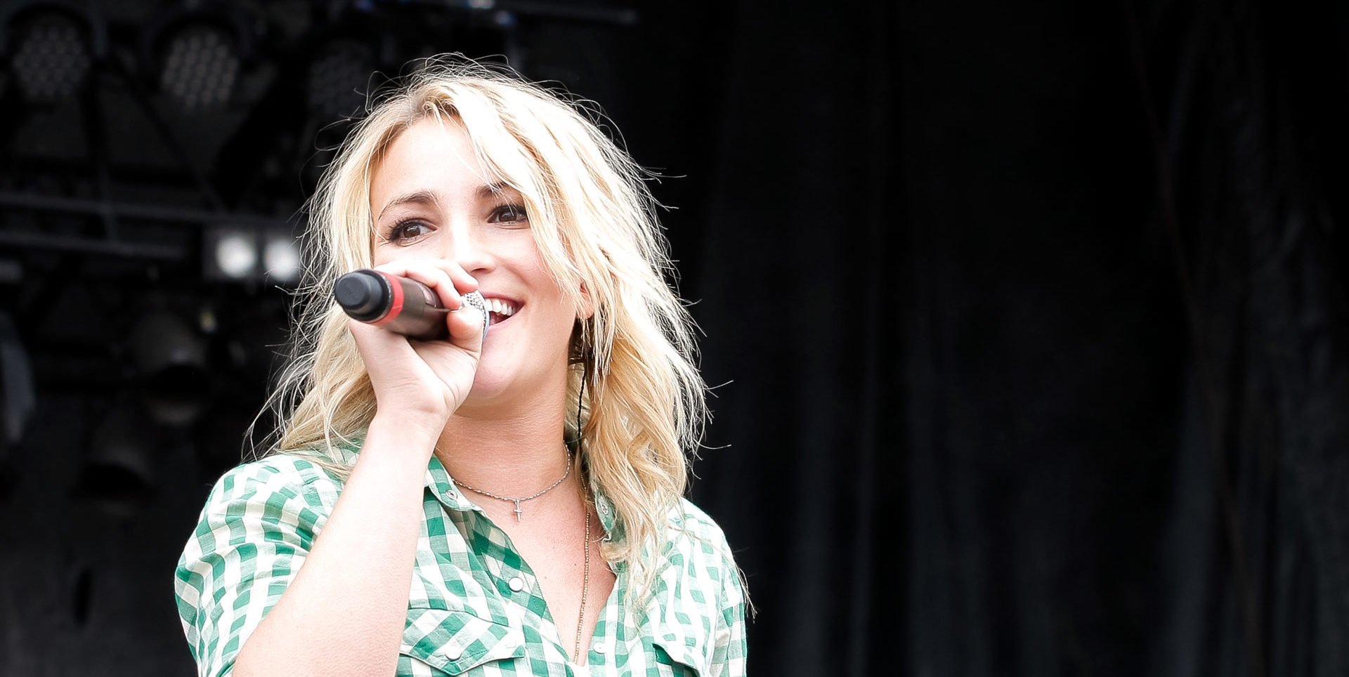 Jamie Lynn Spears hints Zoey 101 is getting a reboot as old episodes come to Netflix