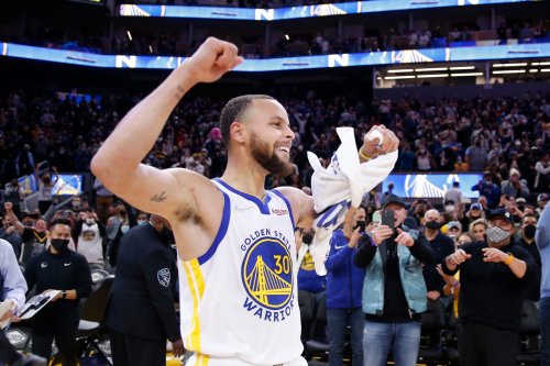 Who has the most buzzer beaters in NBA history as Steph Curry gets first career game winner?