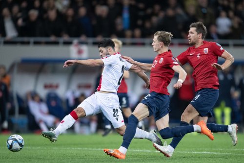 Arsenal join Burnley in race for Golden Boot winner available at £17m