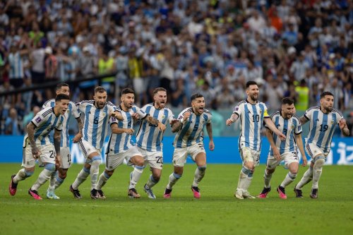 English pundits are repeating Netherlands and Colombia mistake against Lionel Messi and Argentina