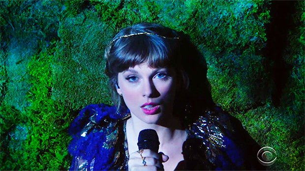 Taylor Swift Performs ‘Cardigan’ & ‘Willow’ From Inside An Enchanted Forest At 2021 Grammys