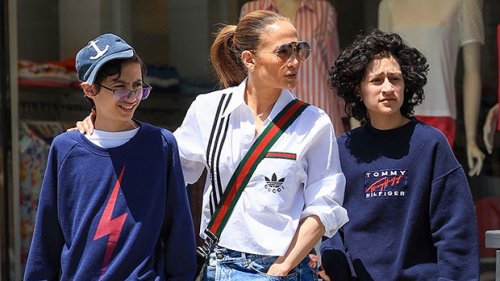 Jennifer Lopez Emme 15 Twin In Jeans For Lunch With Son Max After    Medium 